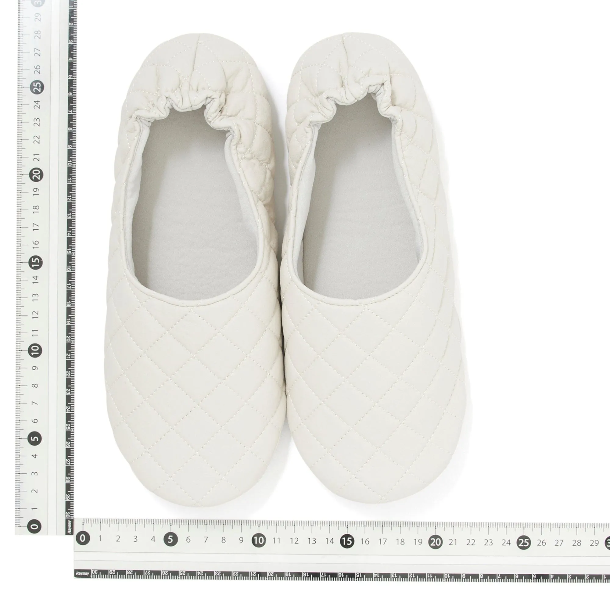 Pocketable Roomshoes Quilted White