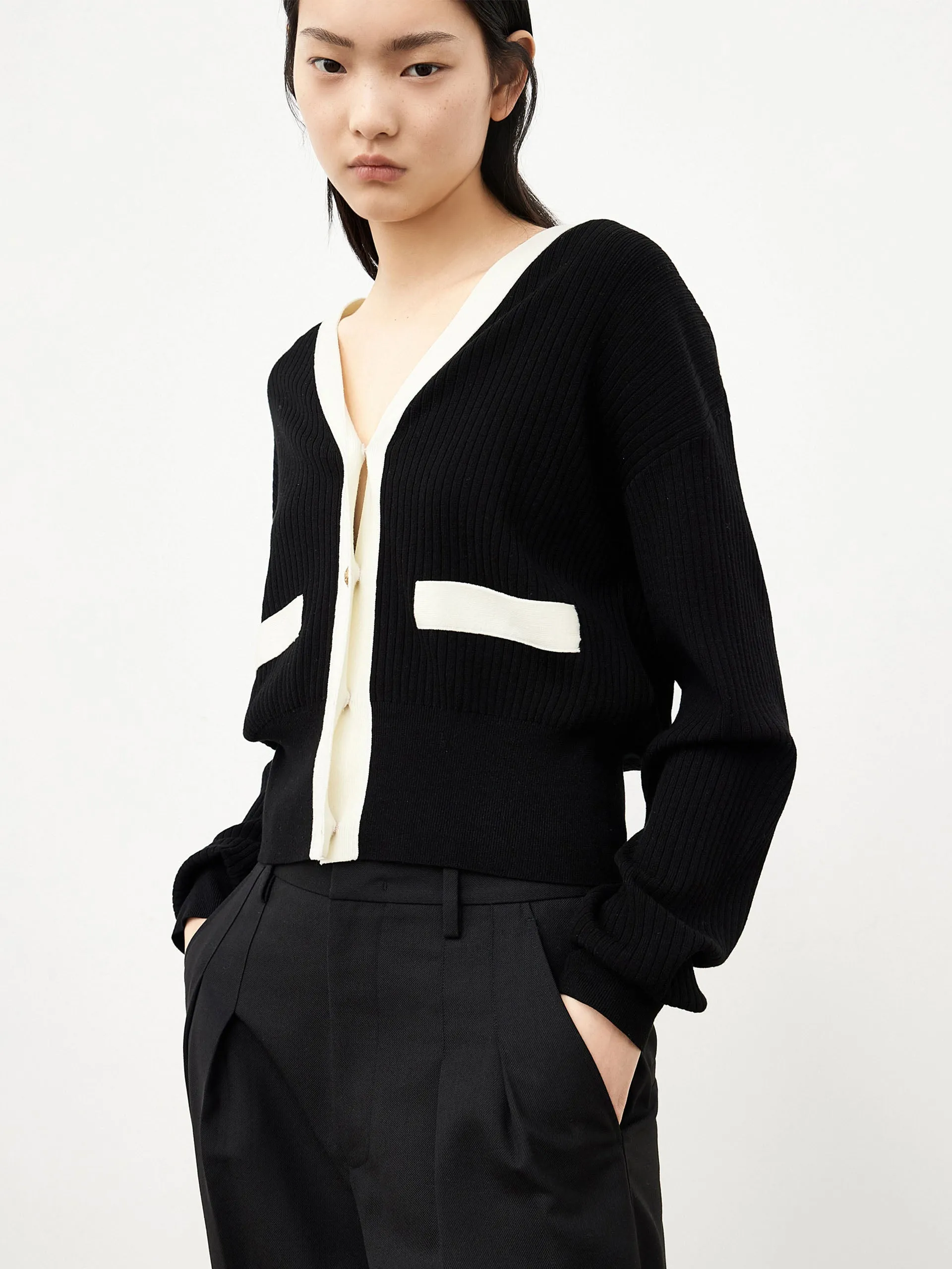 Ribbed Knit Contrasting Cardigan