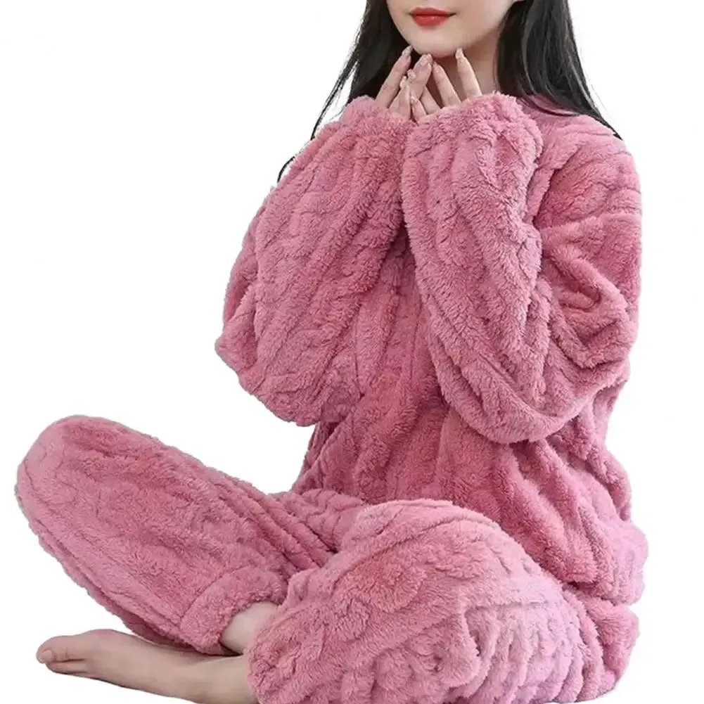 Stylish Crew Neck Pajamas Winter Pajama Set Stylish Comfortable Winter Pajamas Warm Plush 2-piece Sleepwear for Women for Autumn