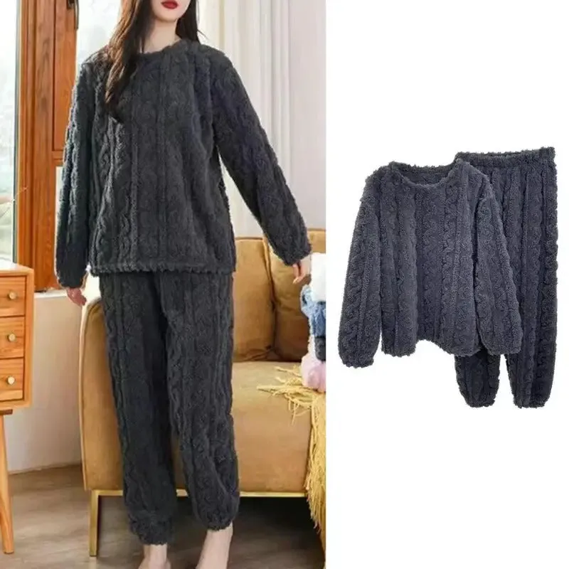 Stylish Crew Neck Pajamas Winter Pajama Set Stylish Comfortable Winter Pajamas Warm Plush 2-piece Sleepwear for Women for Autumn